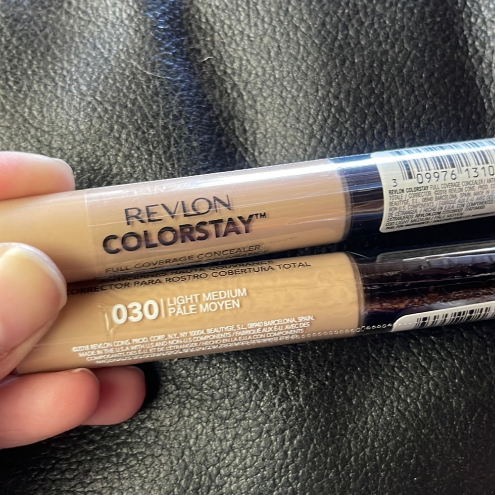 New Unopened Revlon Colorstay Concealer x2